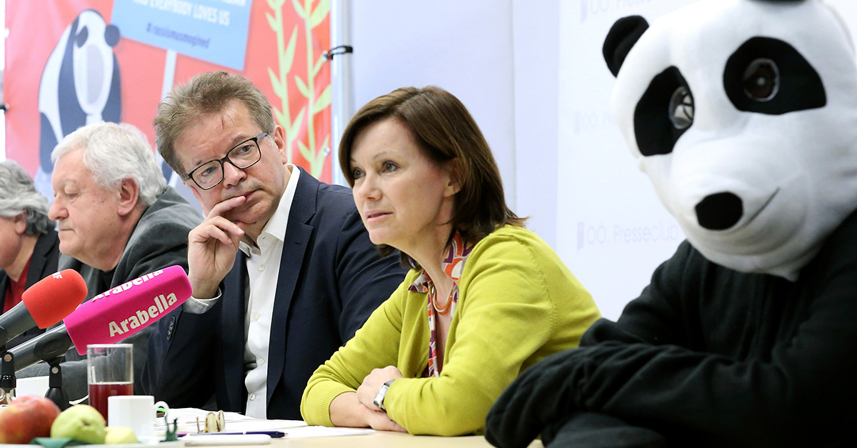Anschober mit Panda