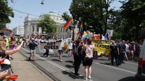 Pride-Parade Wien: Interner Protest "Lesbian not queer"