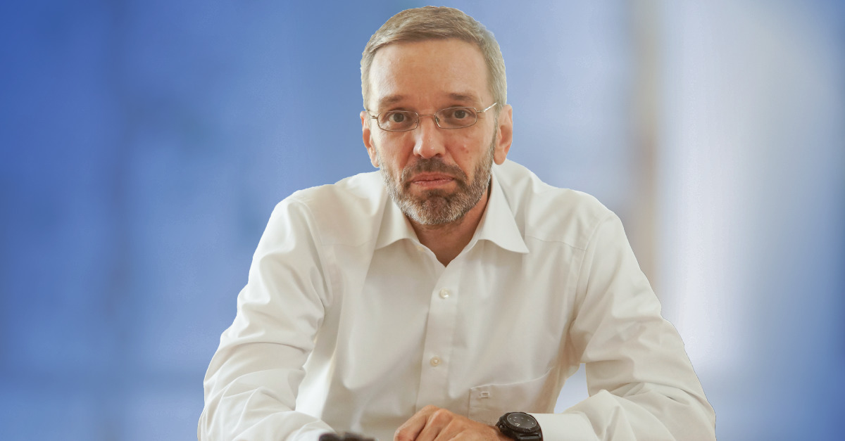 Interview mit Herbert Kickl über den Fachkräftemangel, Asyllehrlinge und über die demografische Entwicklung Österreichs.