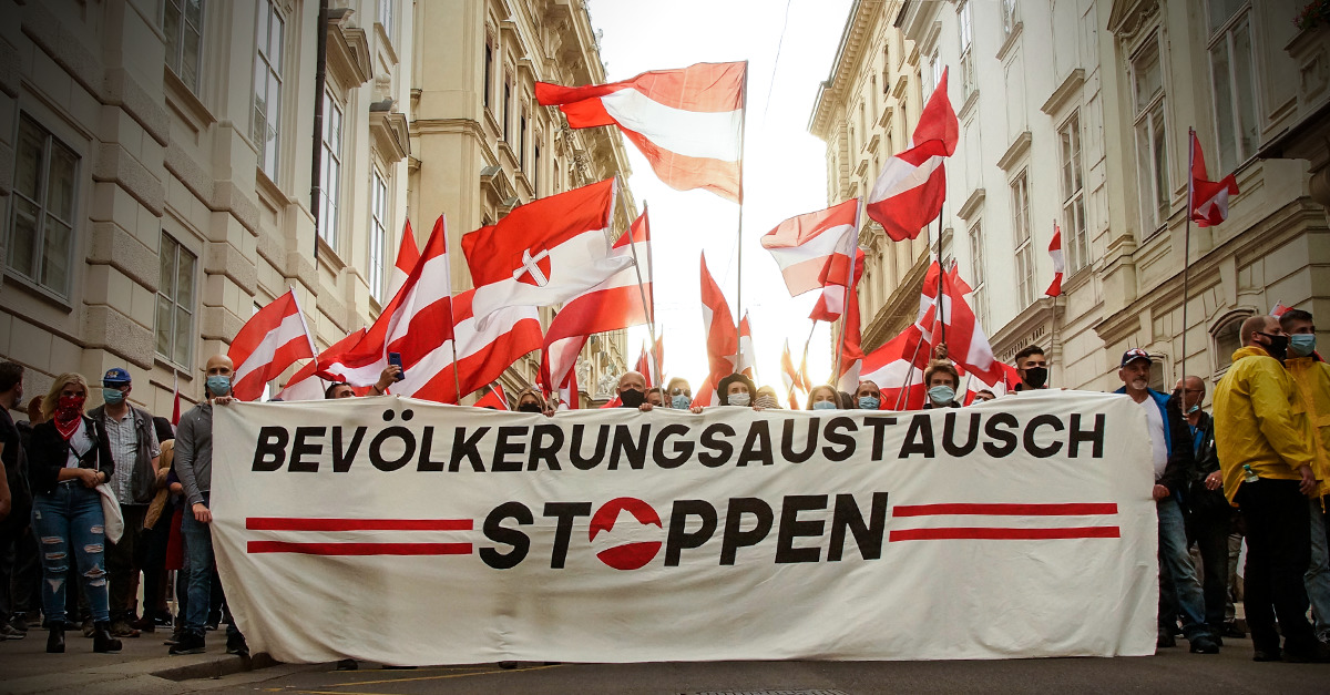 "Die Österreicher"-Demonstration gegen den Bevölkerungsaustausch; Bild: Info-DIREKT