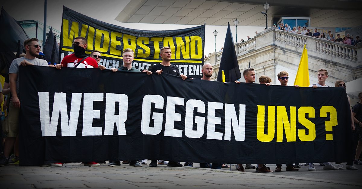 Demo gegen Symbolegesetz: Trotz Verbot ein kräftiges Lebenszeichen