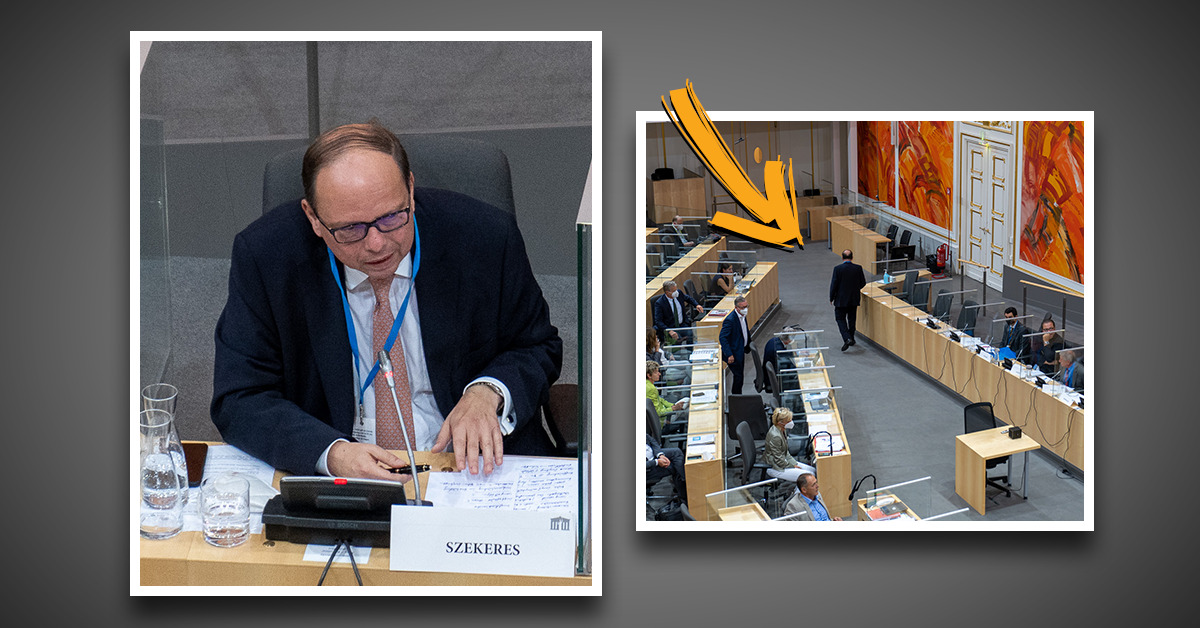 Da der Präsident der Ärztekammer, Thomas Szekeres, offenbar ein Problem mit Kritik hat, verließ er den Saal.