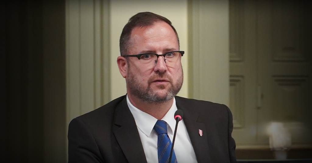 Das sagt FPÖ-Mediensprecher Hafenecker zum Compact-Verbot