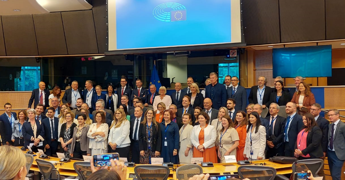 "Patrioten für Europa": Neue Fraktion im EU-Parlament stellt sich vor!