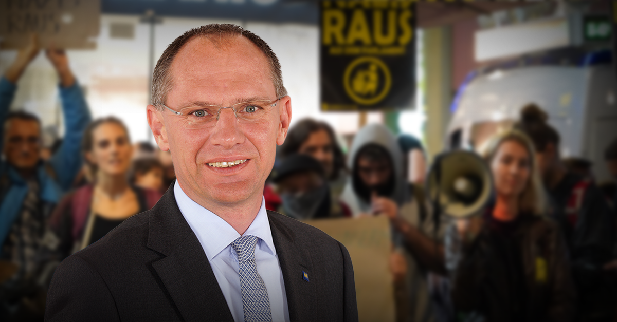 Faule Ausreden: ÖVP-Innenminister schweigt zu linksextremen Straftaten